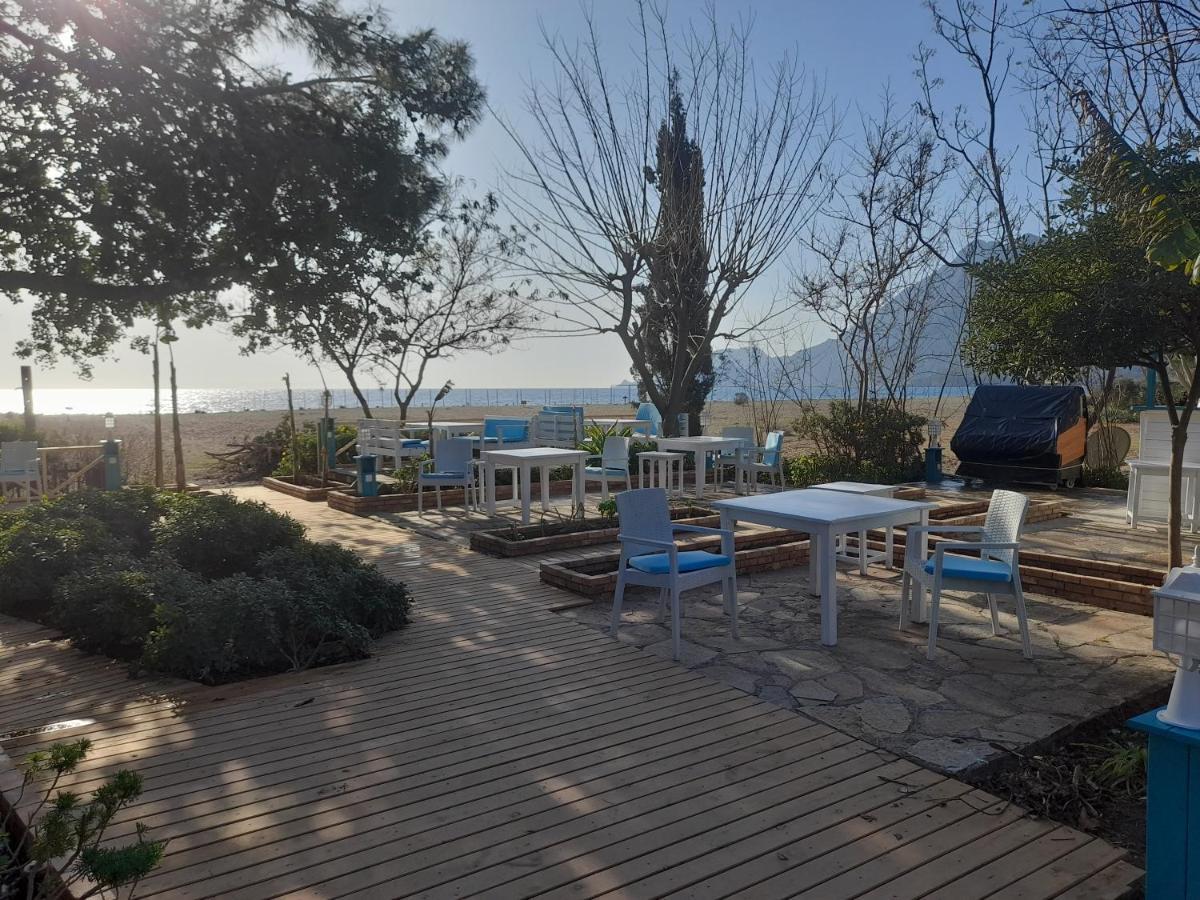Bellerofon Beach Otel Чирали Екстер'єр фото