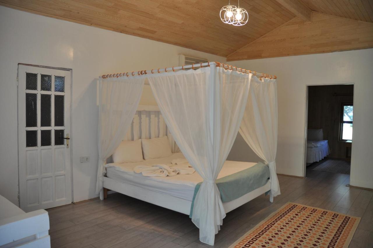 Bellerofon Beach Otel Чирали Екстер'єр фото