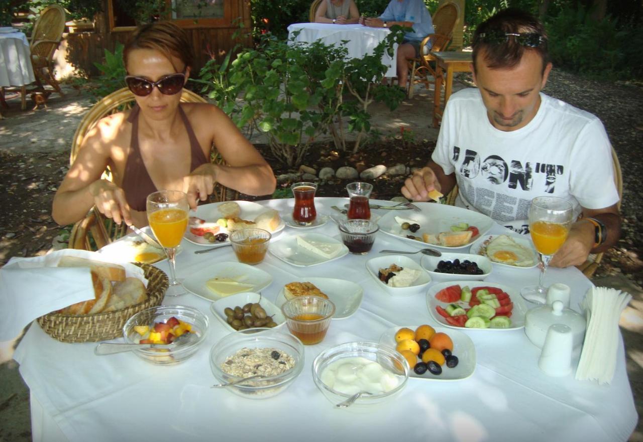 Bellerofon Beach Otel Чирали Екстер'єр фото