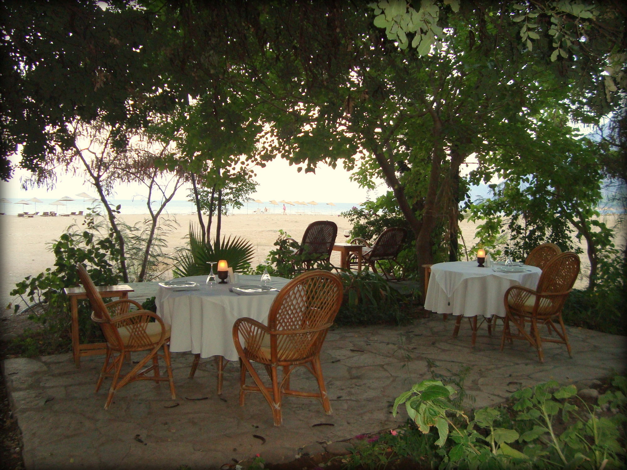 Bellerofon Beach Otel Чирали Екстер'єр фото